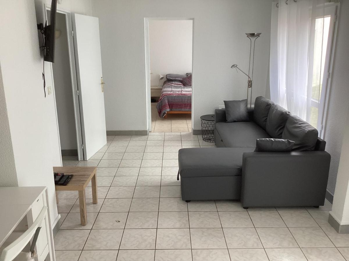 T2 Calme Proche De Porce Apartment *